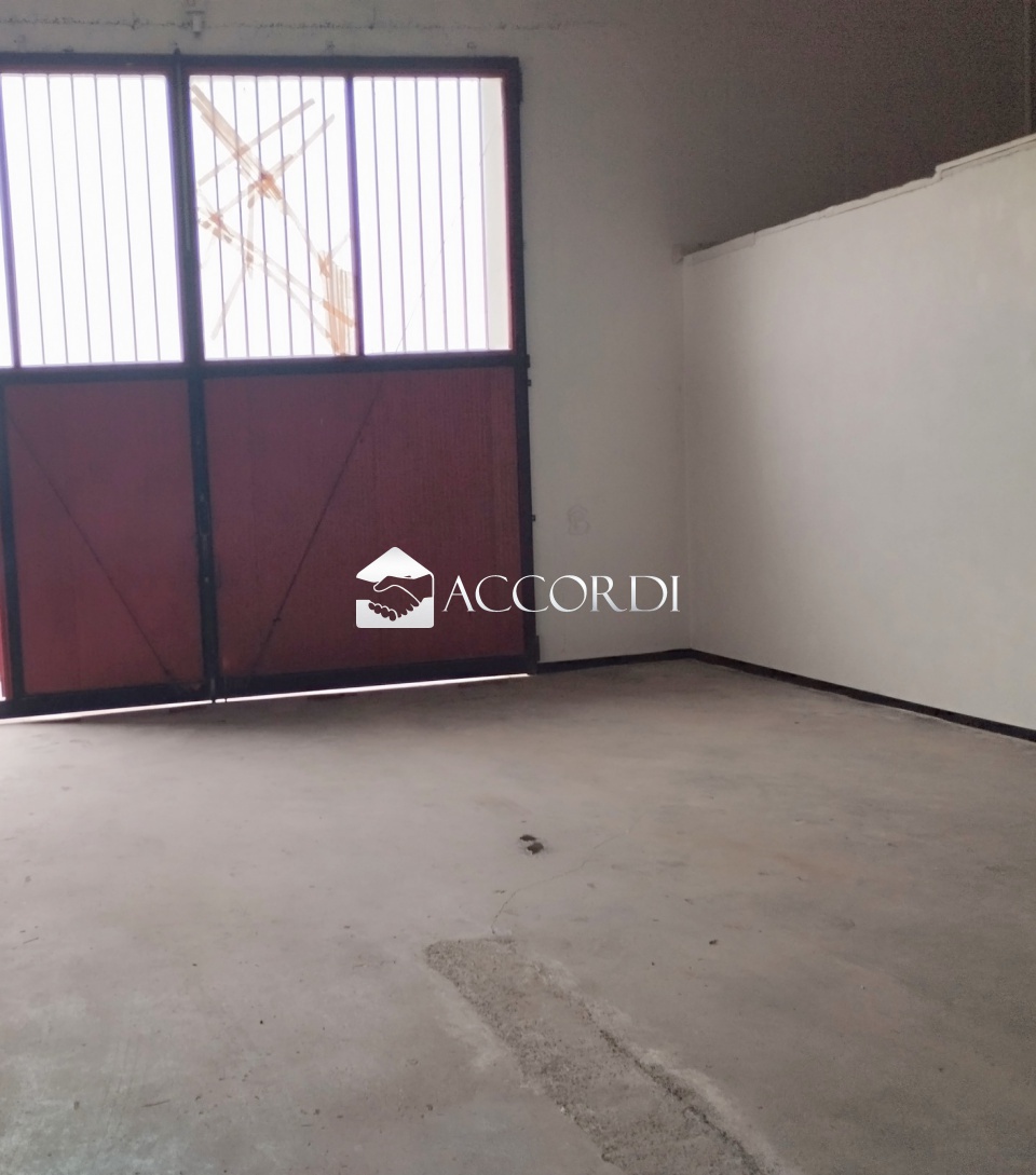 Capannone in vendita a Maser