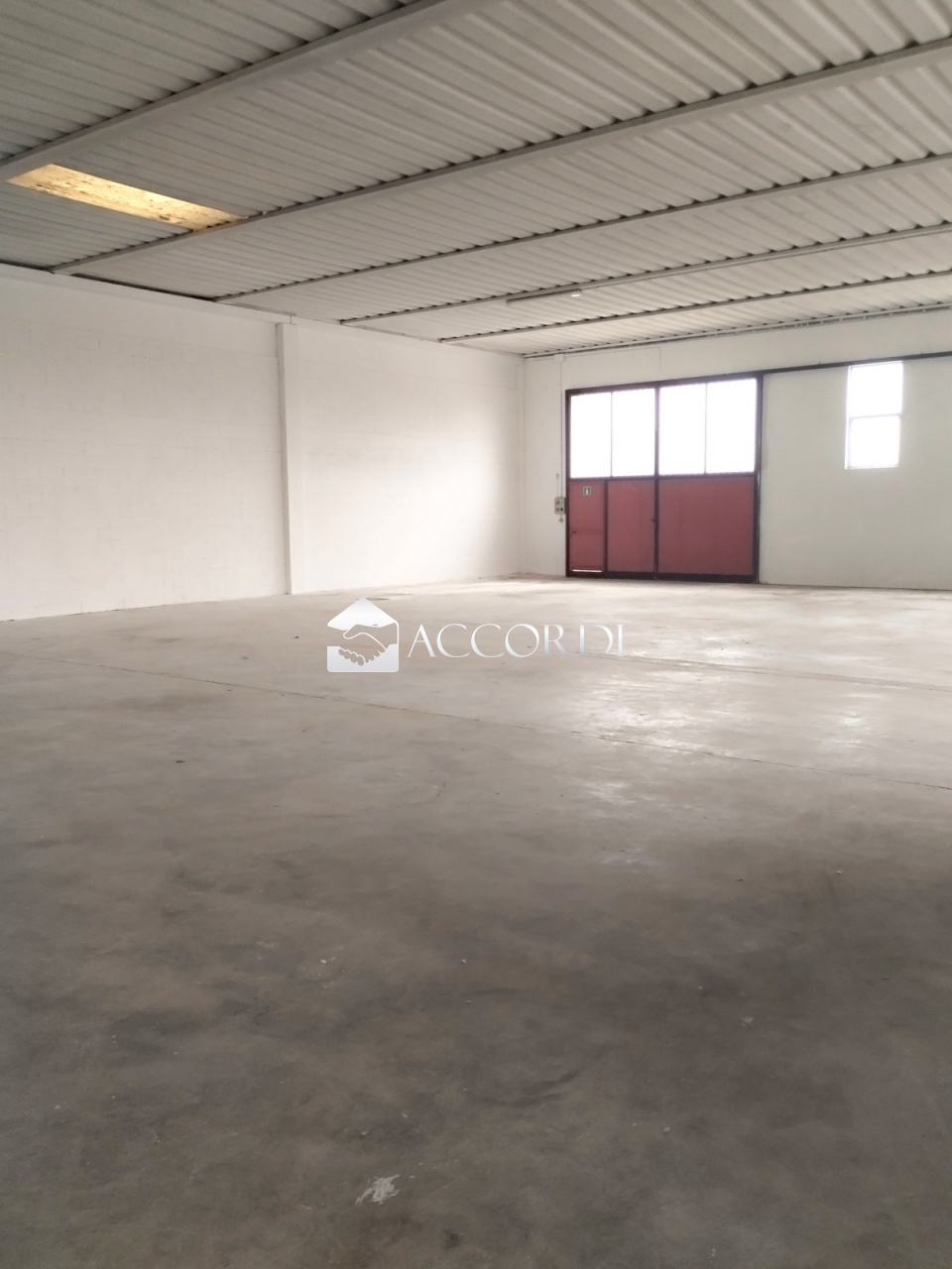 Capannone in vendita a Maser