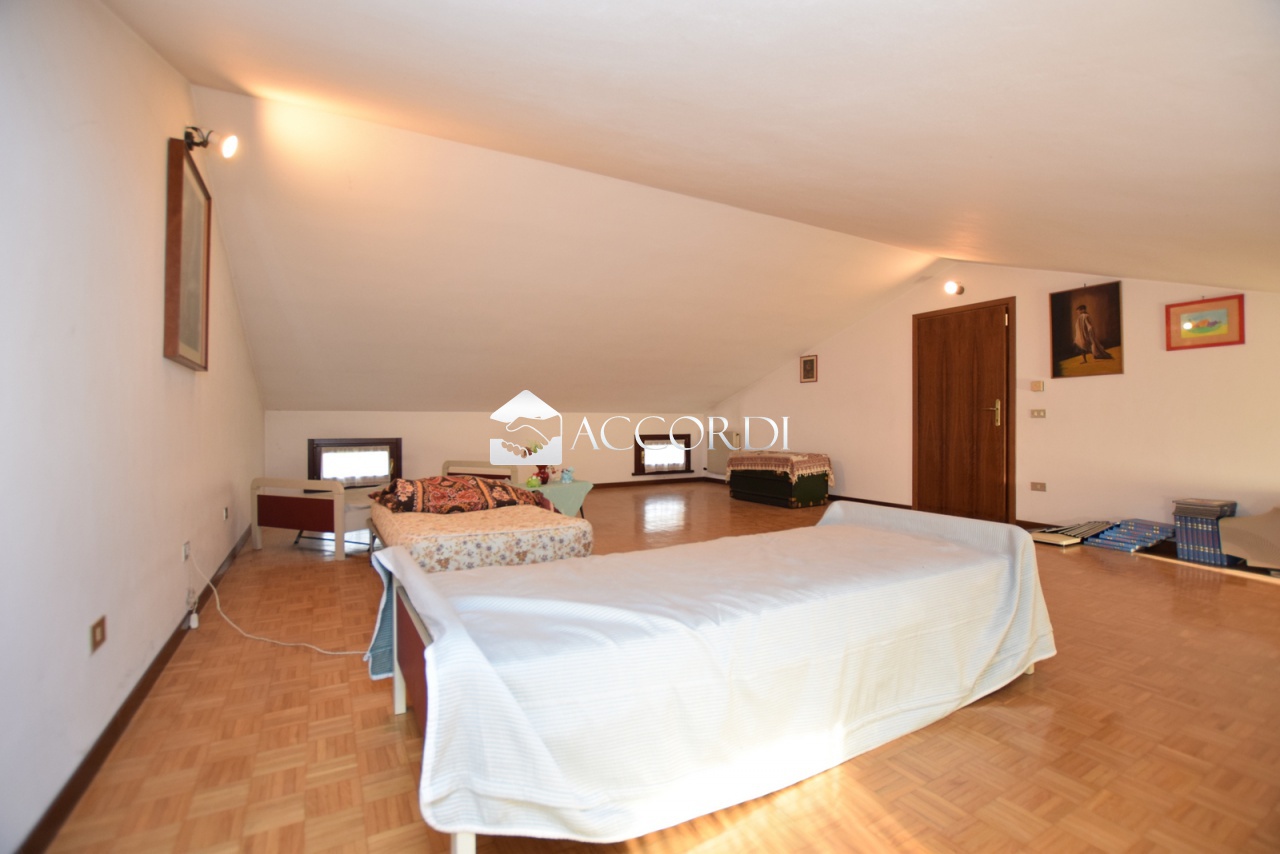 Casa indipendente con giardino a Montebelluna