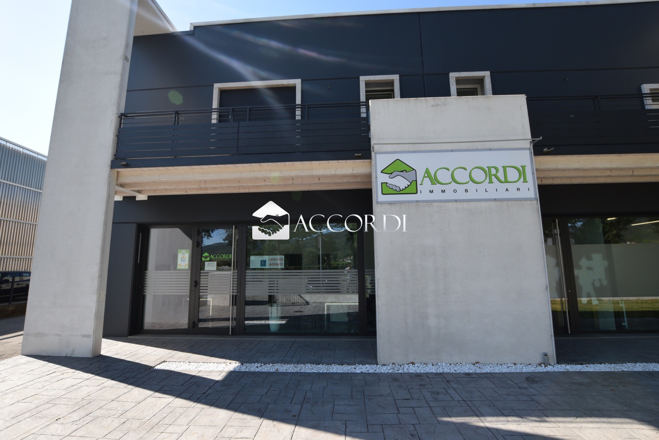 Terreno in vendita a Volpago del Montello