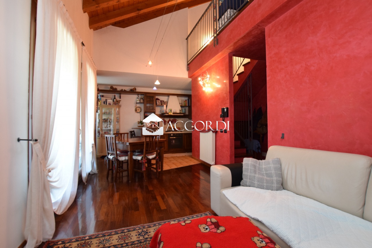 Appartamento con terrazzo a Trevignano