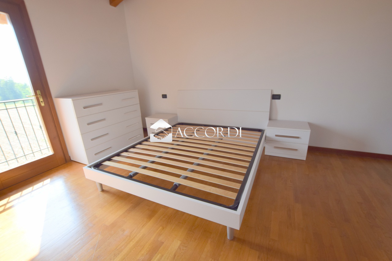 Trilocale con terrazzo a Asolo