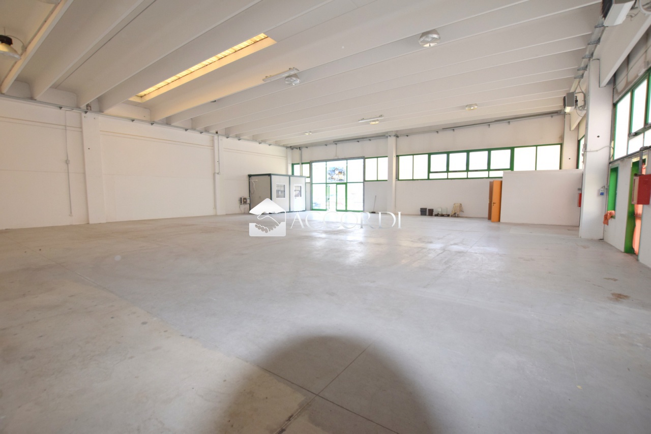 Capannone in affitto a Fonzaso