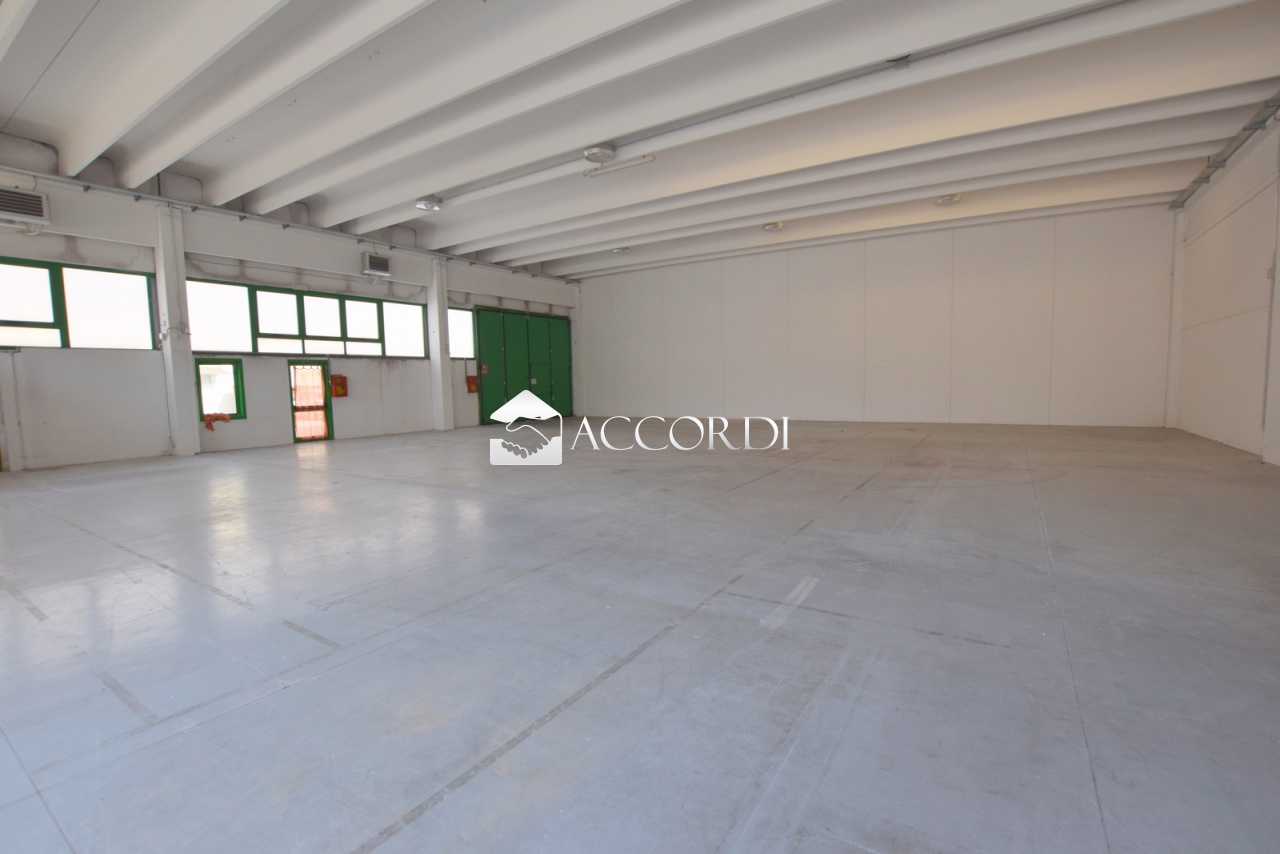 Capannone in affitto a Fonzaso