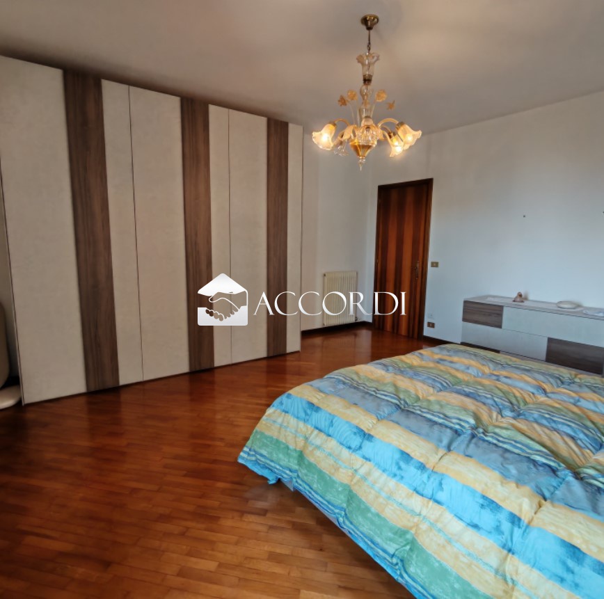 Casa indipendente con giardino a Caerano di San Marco