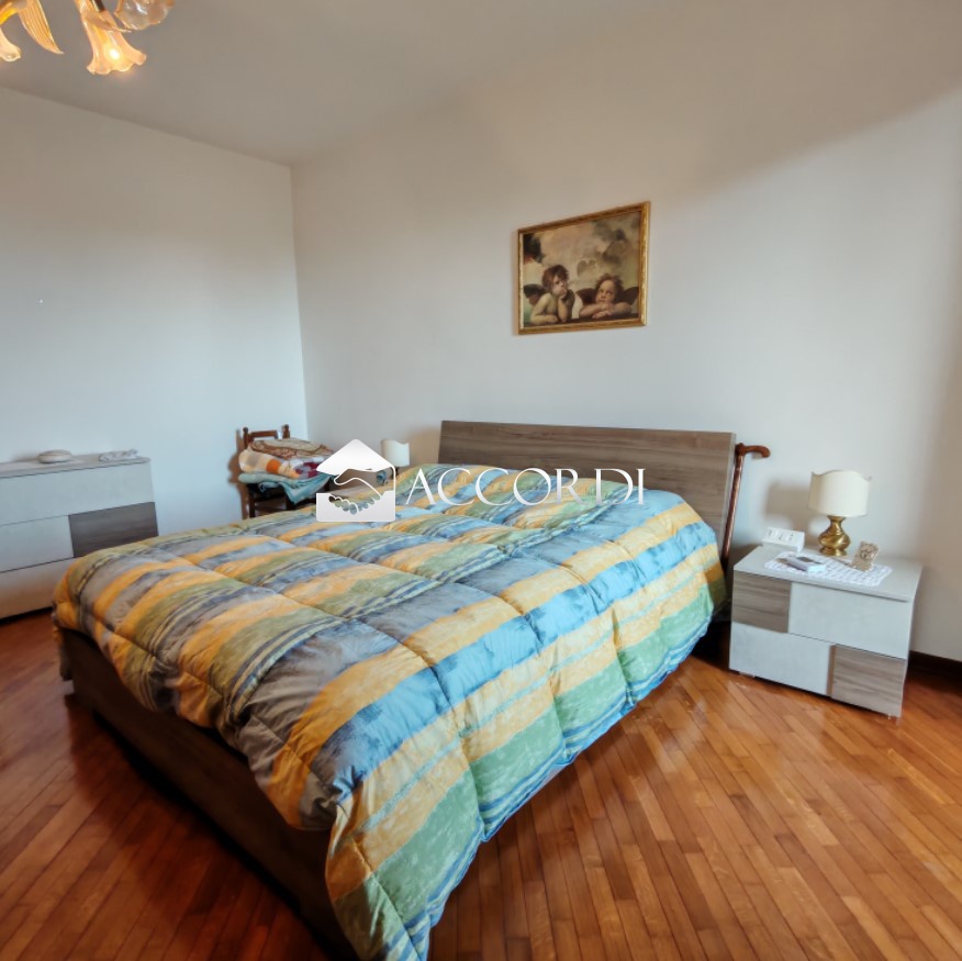 Casa indipendente con giardino a Caerano di San Marco