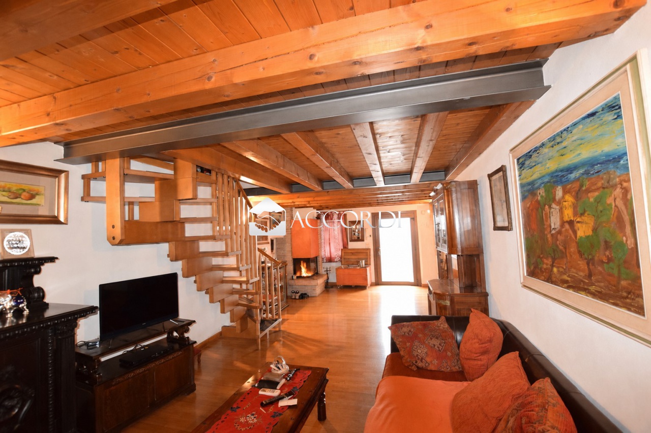 Casa indipendente con giardino a Vidor