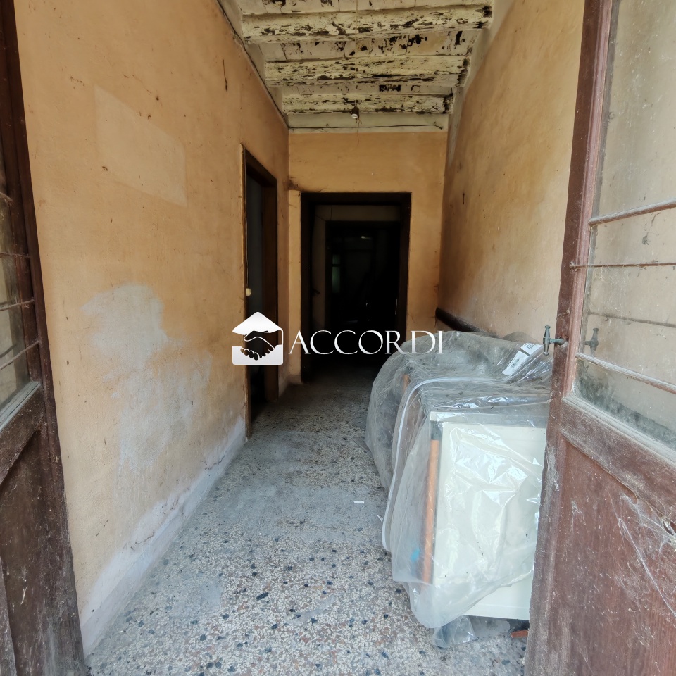 Casa indipendente da ristrutturare a Paderno del Grappa