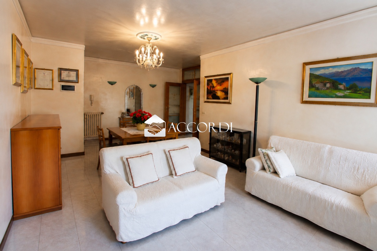 Quadrilocale con box a Montebelluna