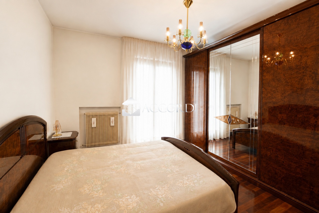 Quadrilocale con box a Montebelluna