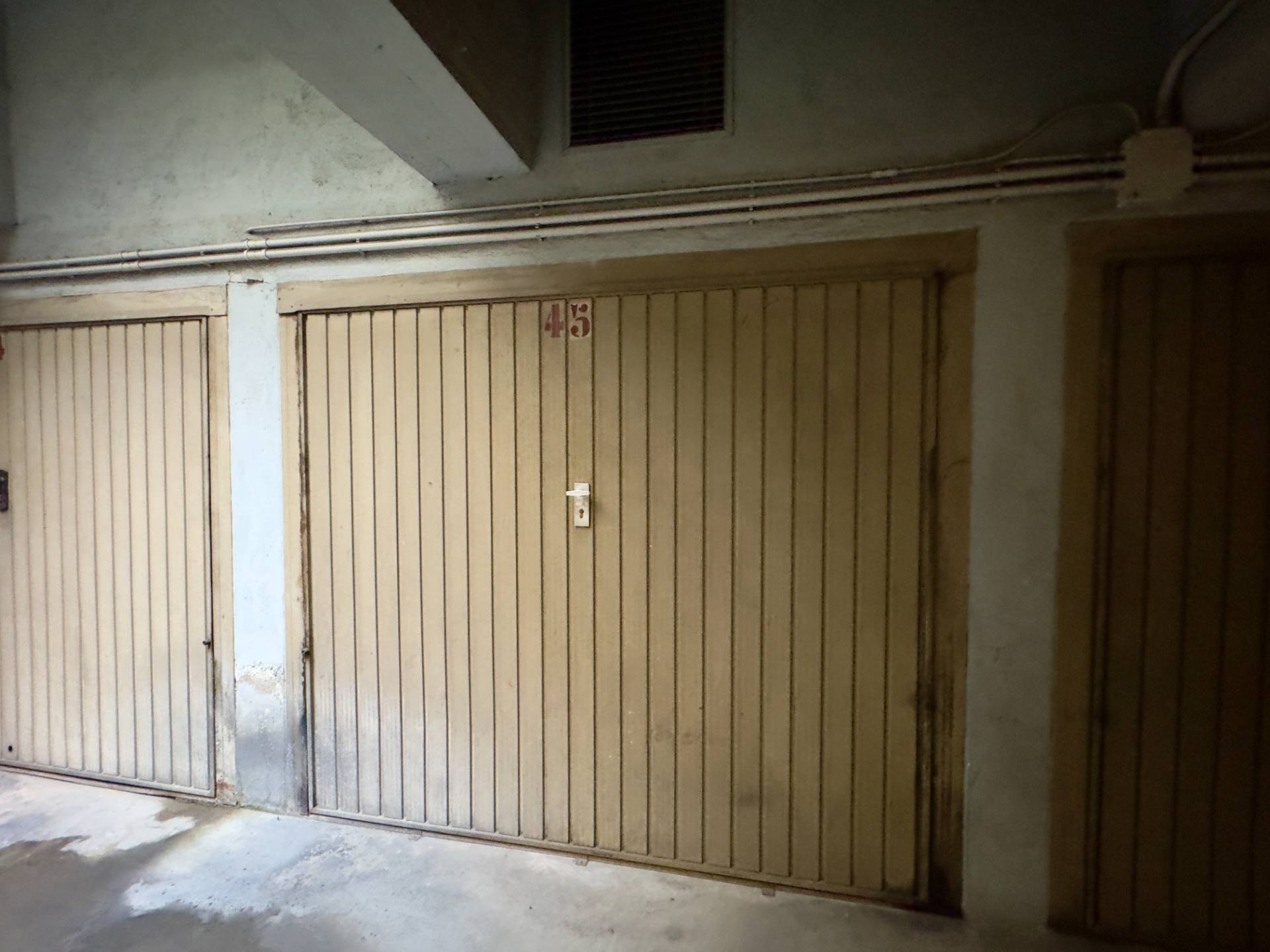 Box o garage in vendita a Sesto San Giovanni