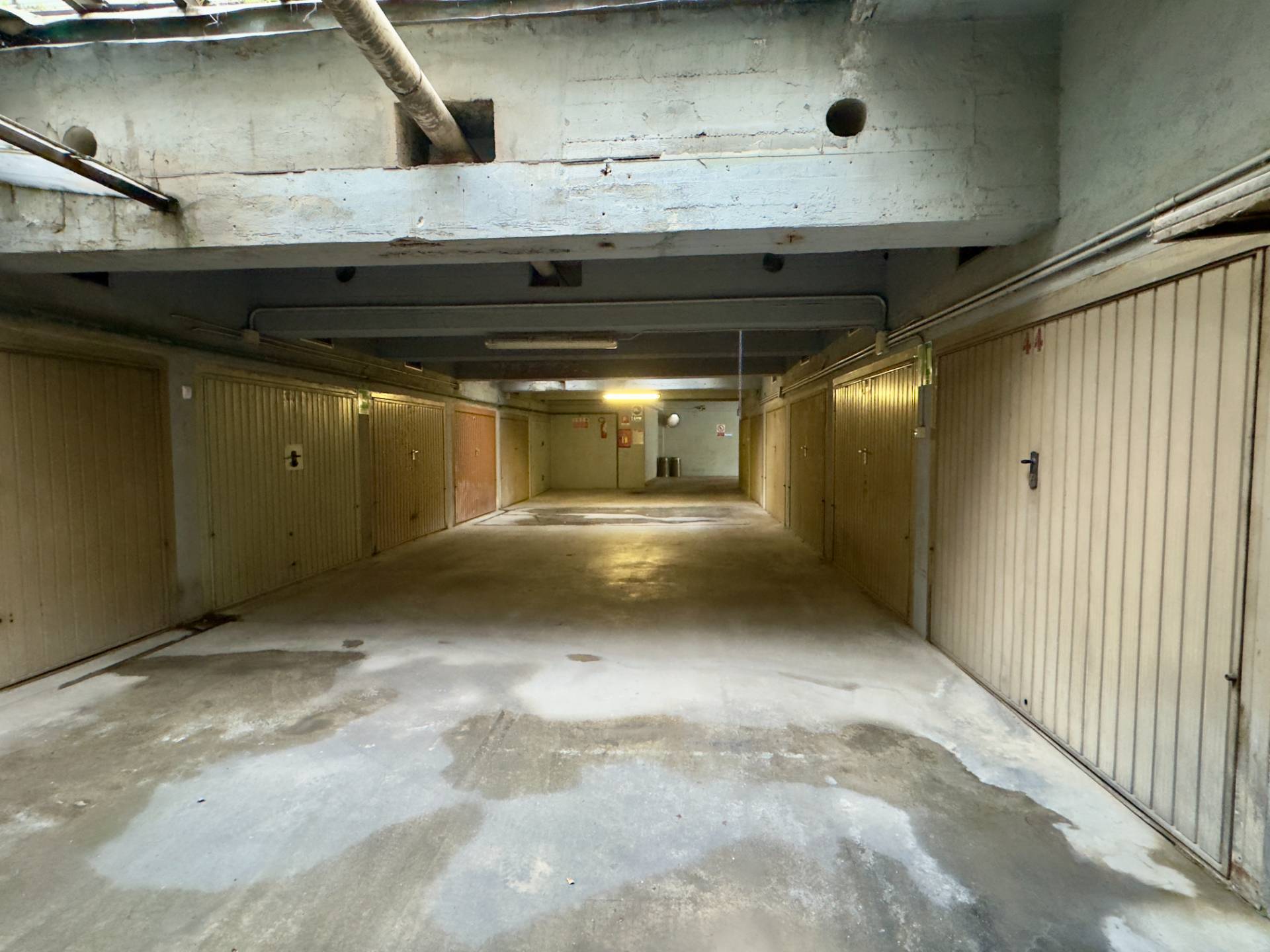 Box o garage in vendita a Sesto San Giovanni