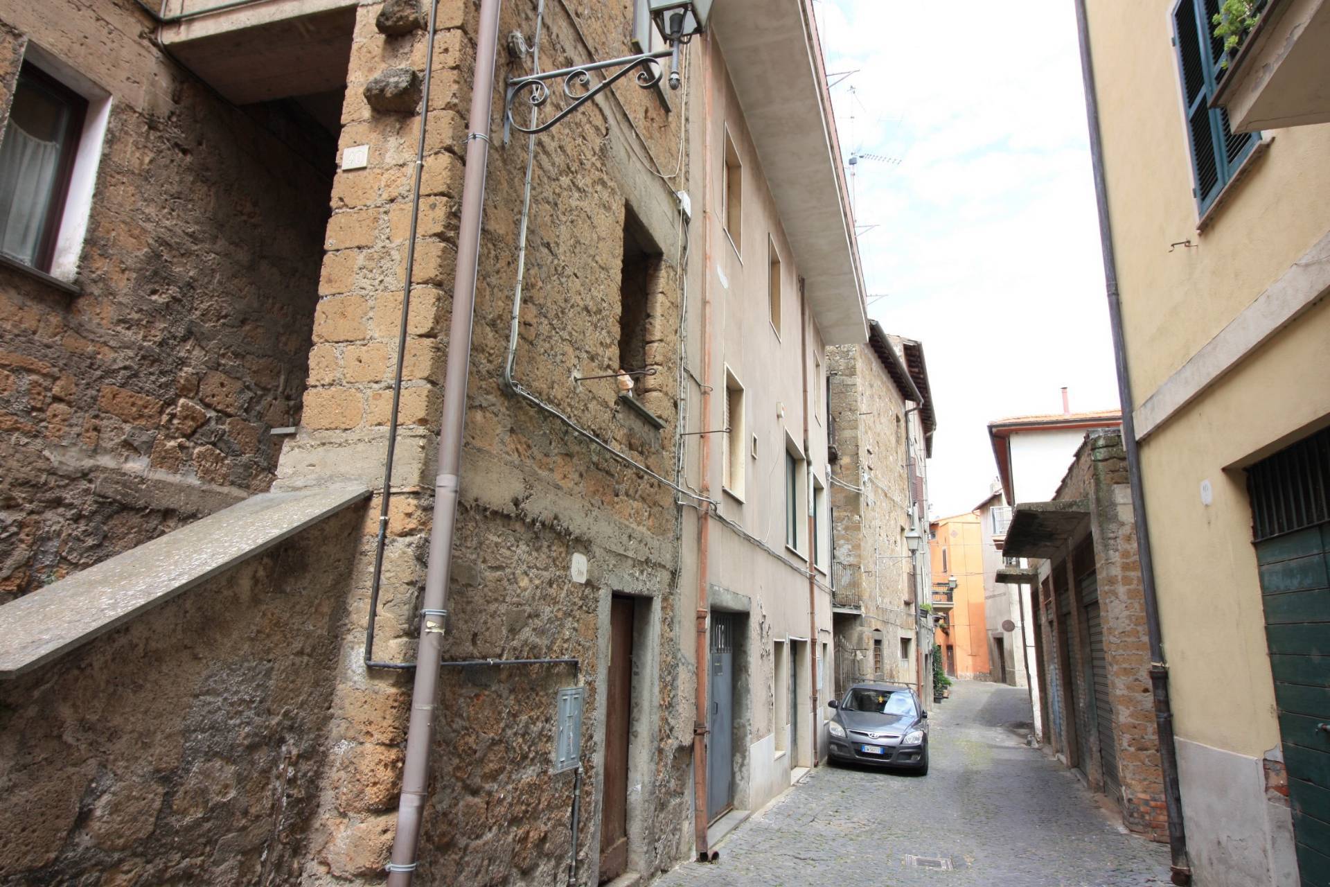 Appartamento indipendente in vendita a Vetralla