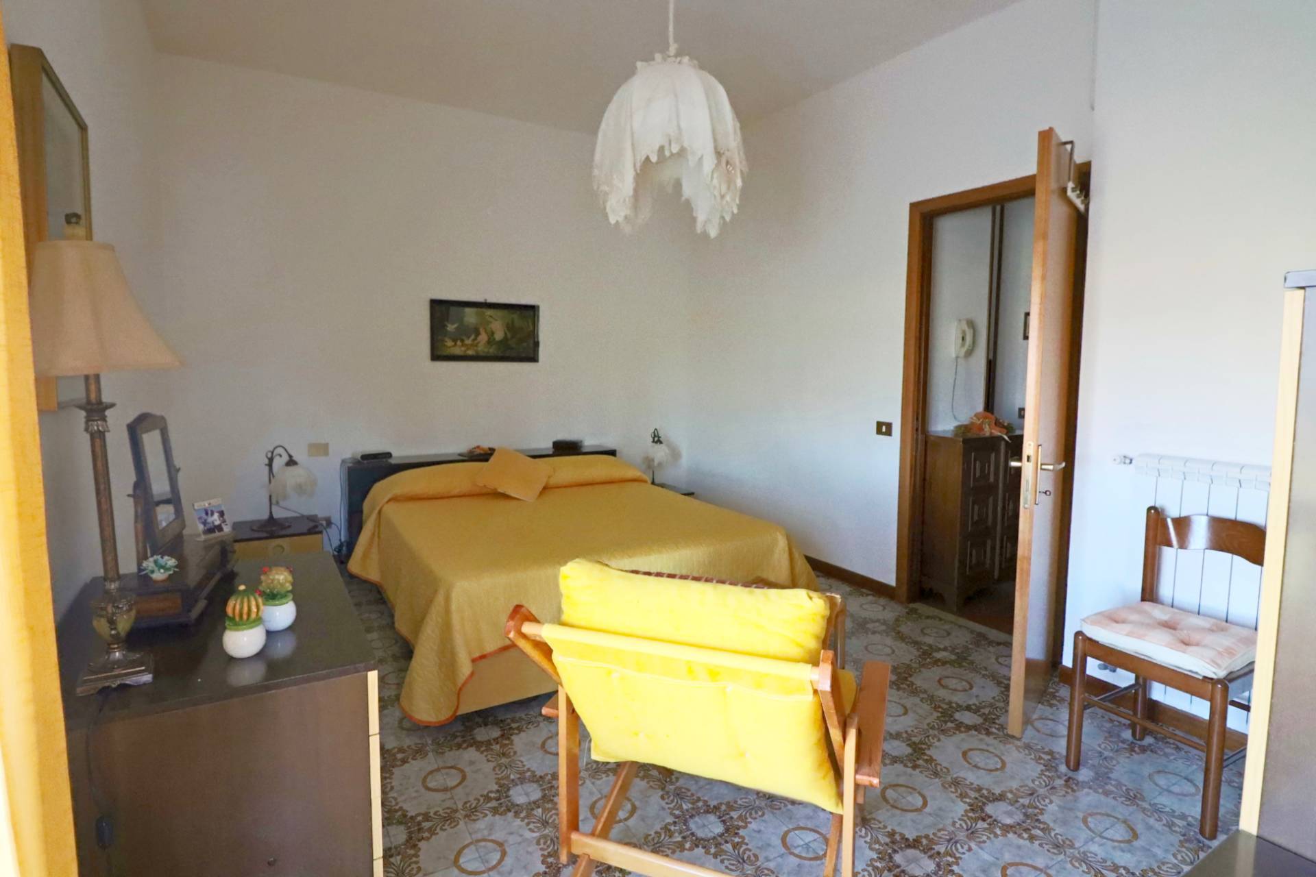 Appartamento in vendita a Ronciglione, semi-centrale