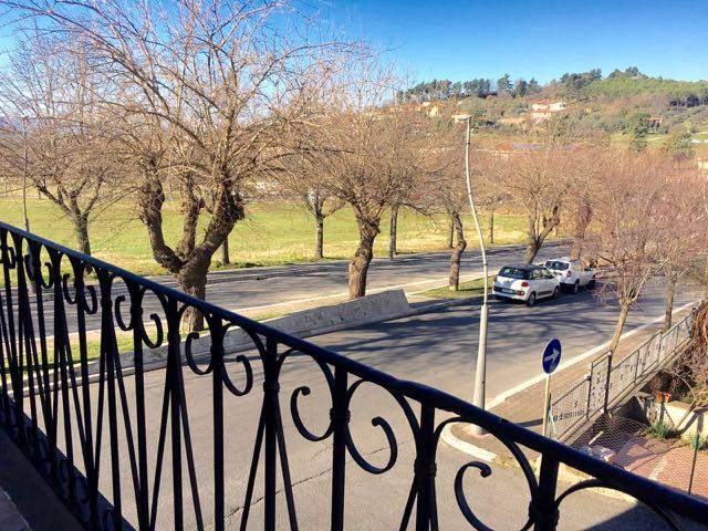 Casa indipendente in vendita a Villa San Giovanni in Tuscia