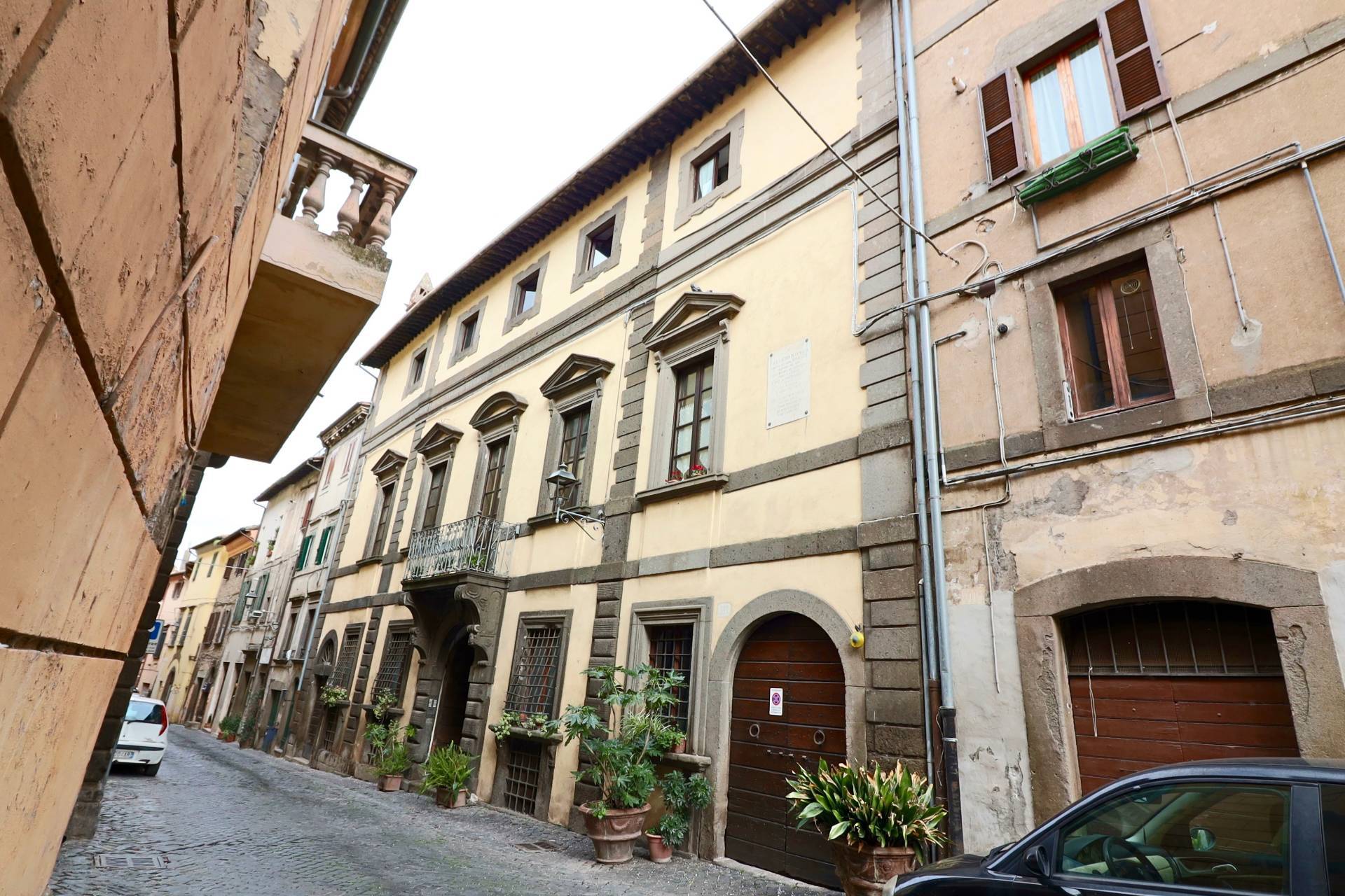 1 locale in vendita a Vetralla