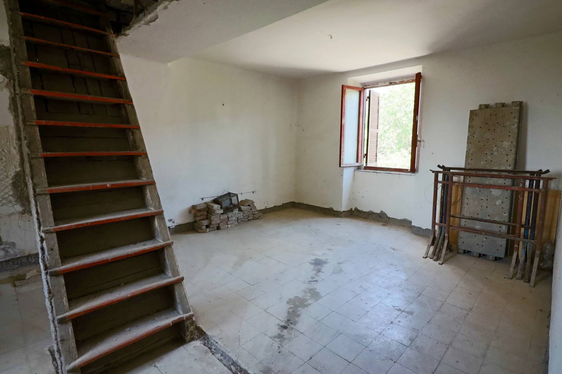 Appartamento indipendente in vendita a Vetralla, Tre Croci