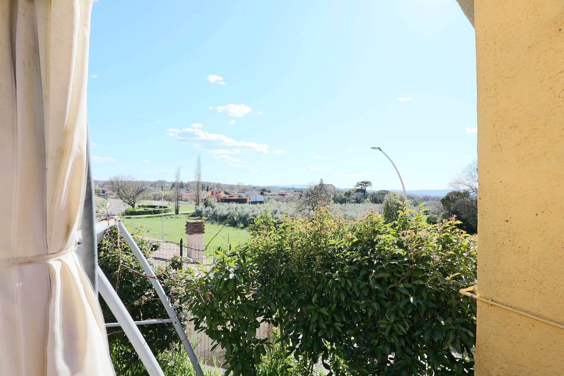 Casa singola in vendita a Vetralla, Tre Croci