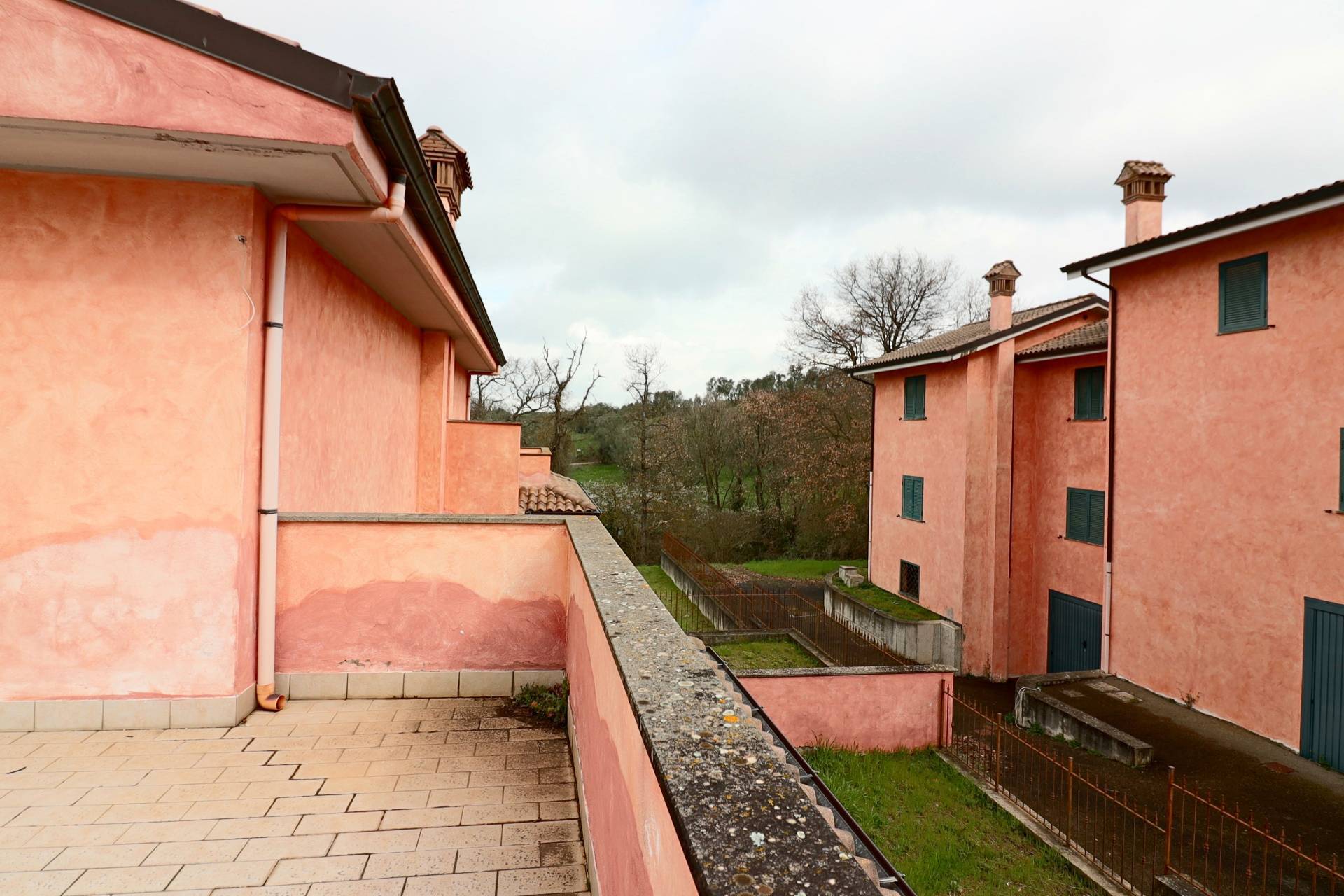 Bifamiliare in vendita a Vetralla