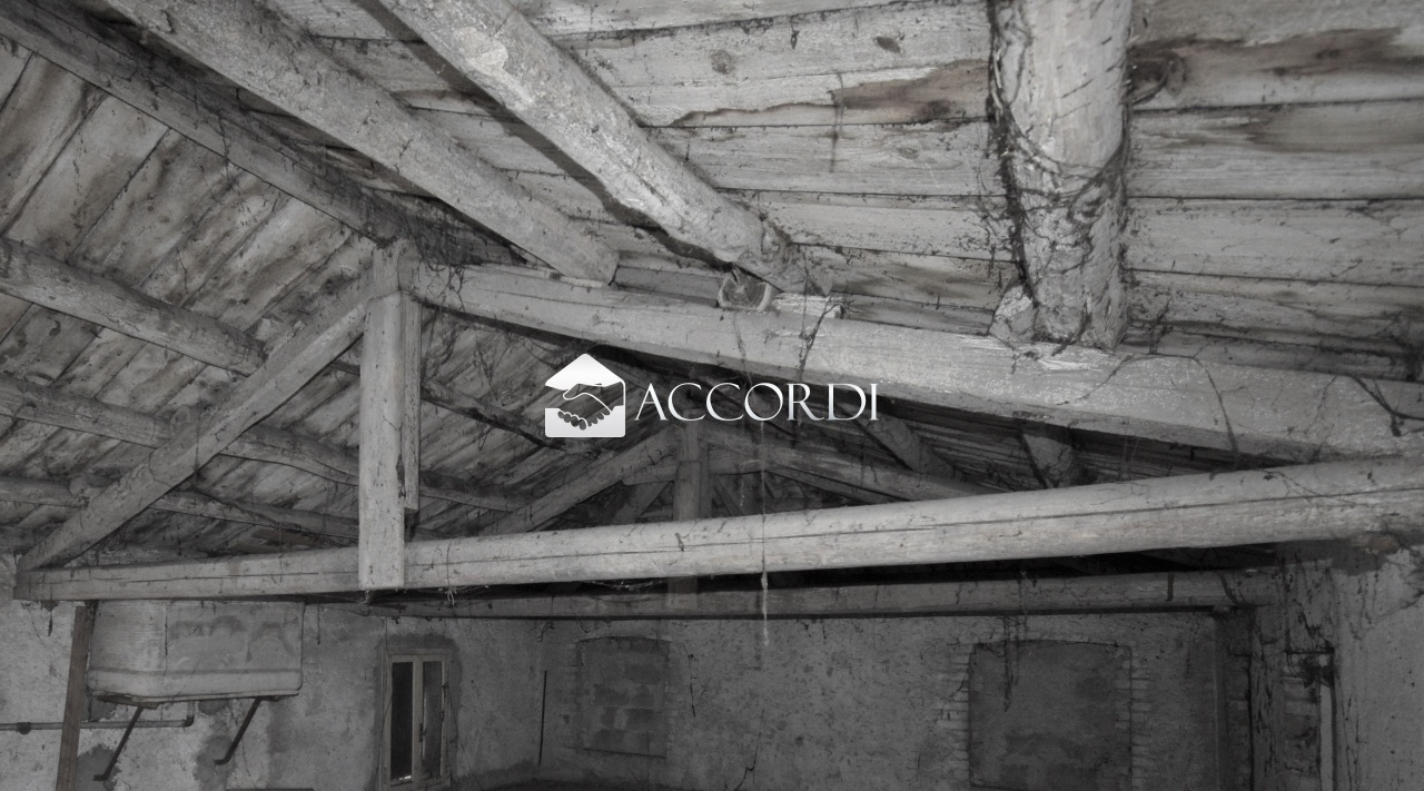 Rustico con giardino a Godega di Sant'Urbano