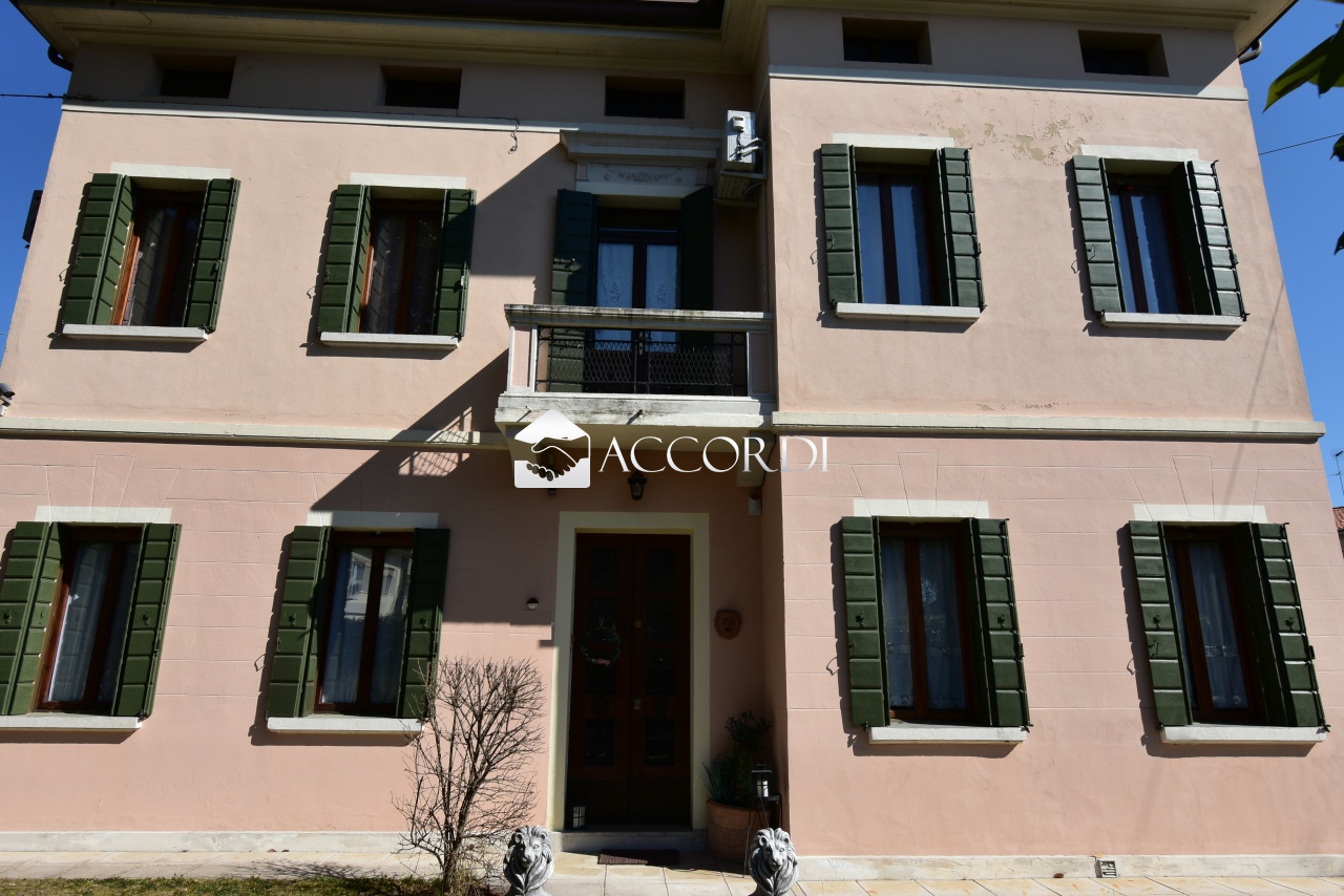 Casa indipendente con giardino a Treviso