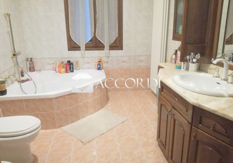 Casa indipendente in vendita a Follina