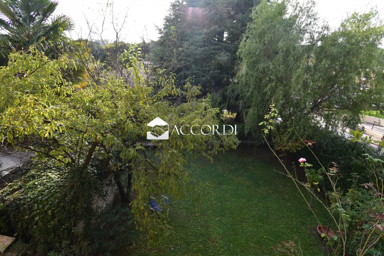 Quadrilocale con giardino a Conegliano
