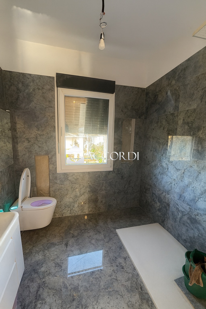 Casa indipendente con terrazzo a Susegana