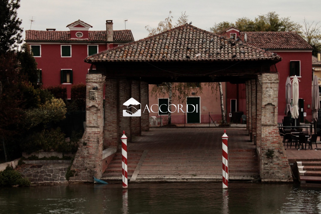 Attivit commerciale in vendita a Dolo