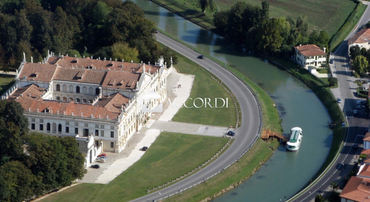 Attivit commerciale in vendita a Dolo