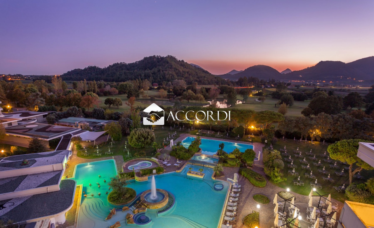 Attivit commerciale in vendita a Montegrotto Terme