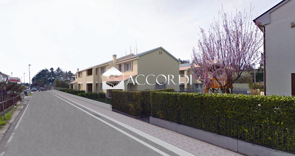 Villa con giardino a Susegana