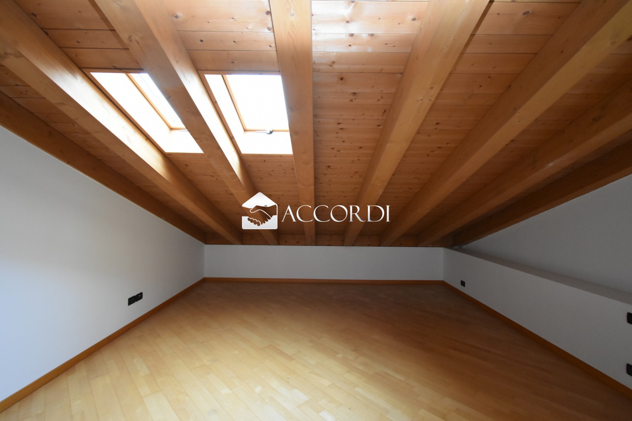 Trilocale con terrazzo a Spresiano