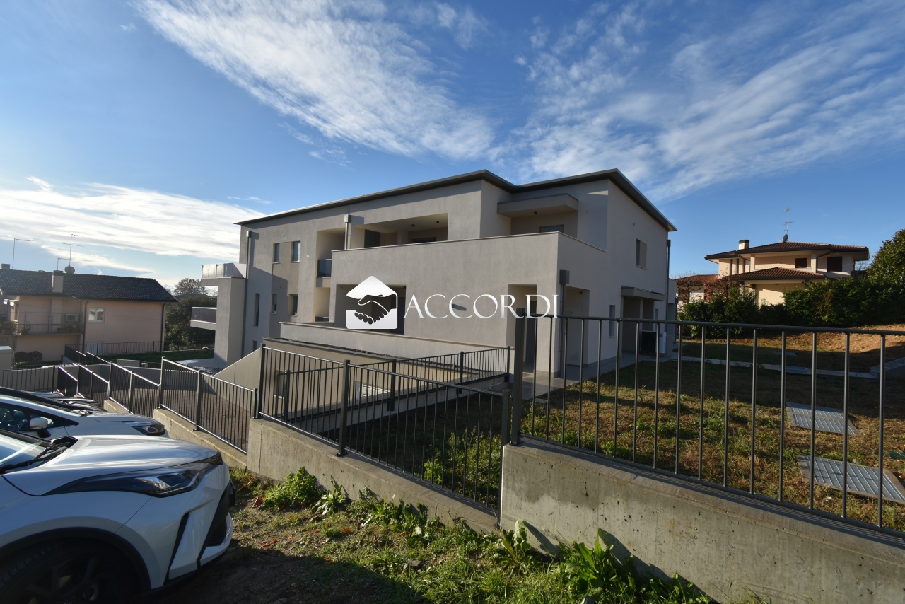 Quadrilocale con giardino a Conegliano