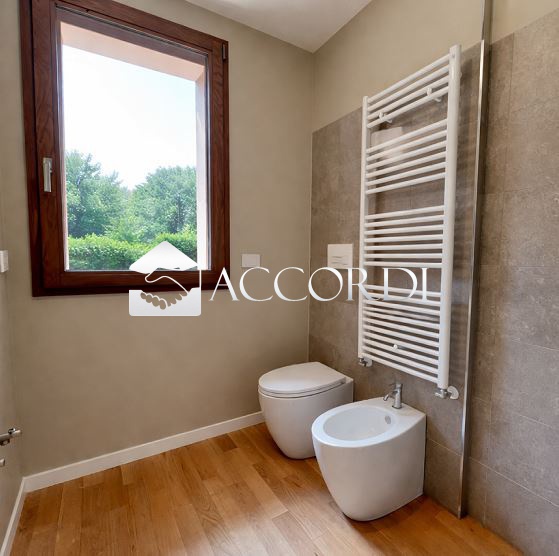 Trilocale con terrazzo a Pordenone