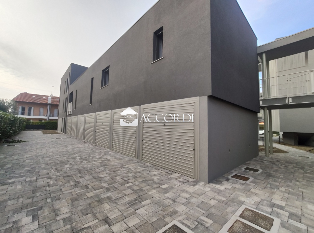 Trilocale con terrazzo a Monastier di Treviso