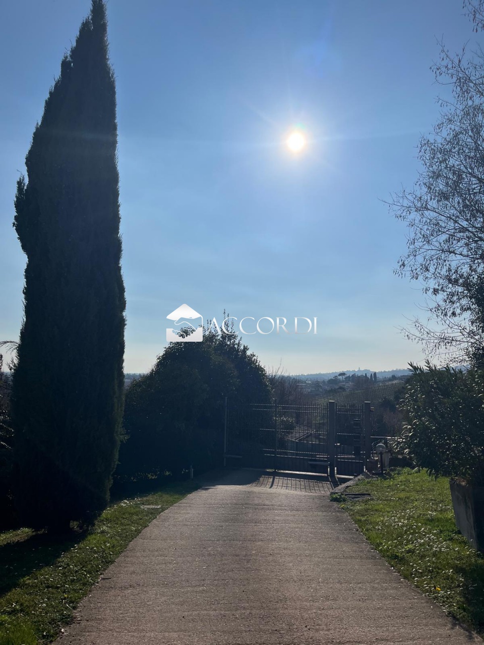 Trilocale arredato in affitto a Conegliano