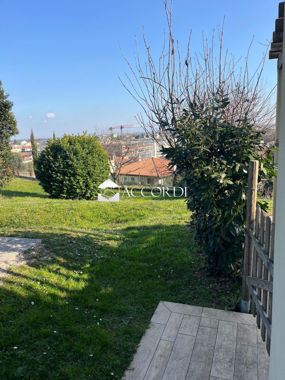 Trilocale arredato in affitto a Conegliano