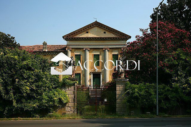 Casa indipendente con giardino a Abano Terme