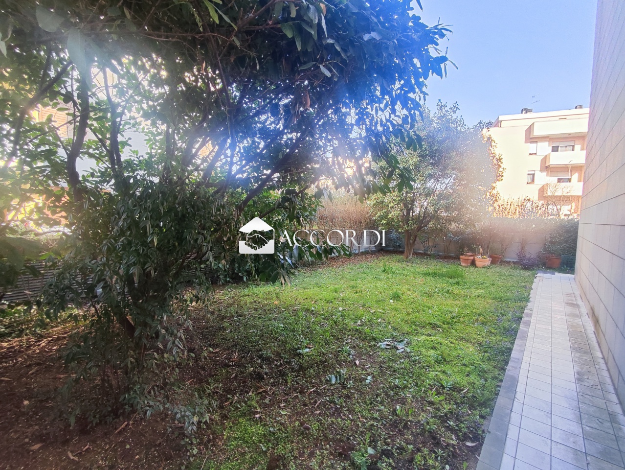 Trilocale con giardino a Conegliano