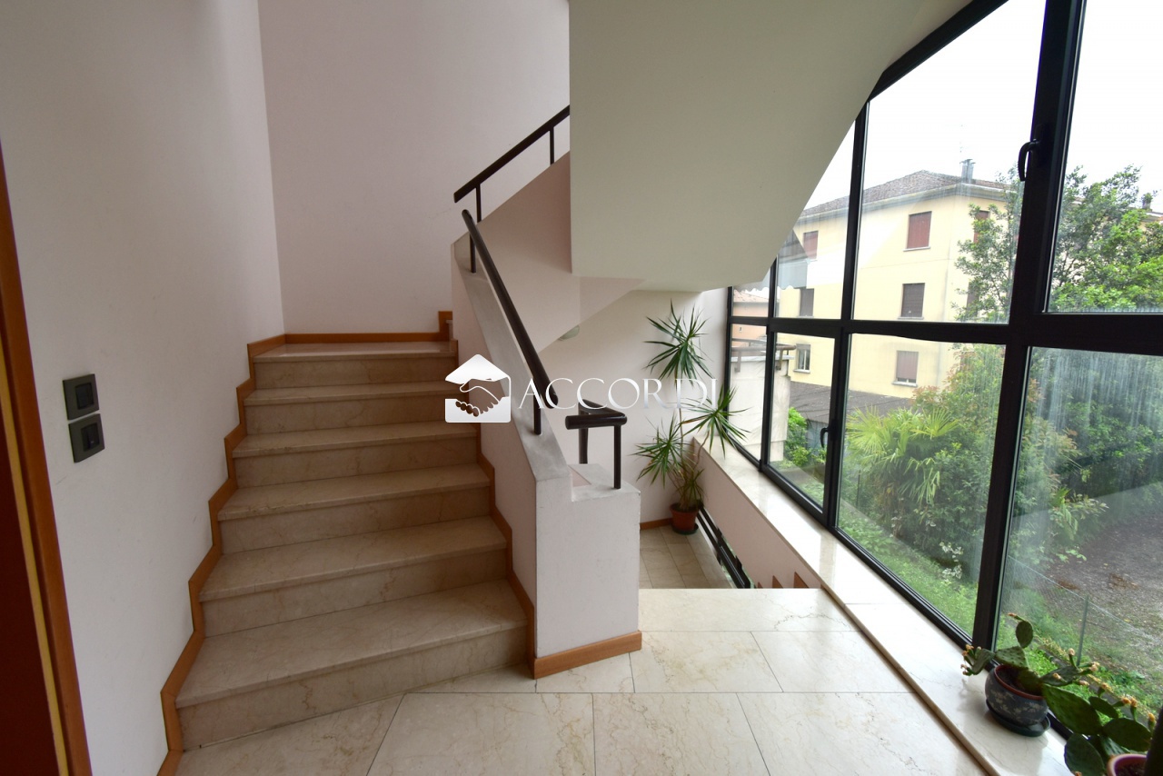 Appartamento con terrazzo a Conegliano