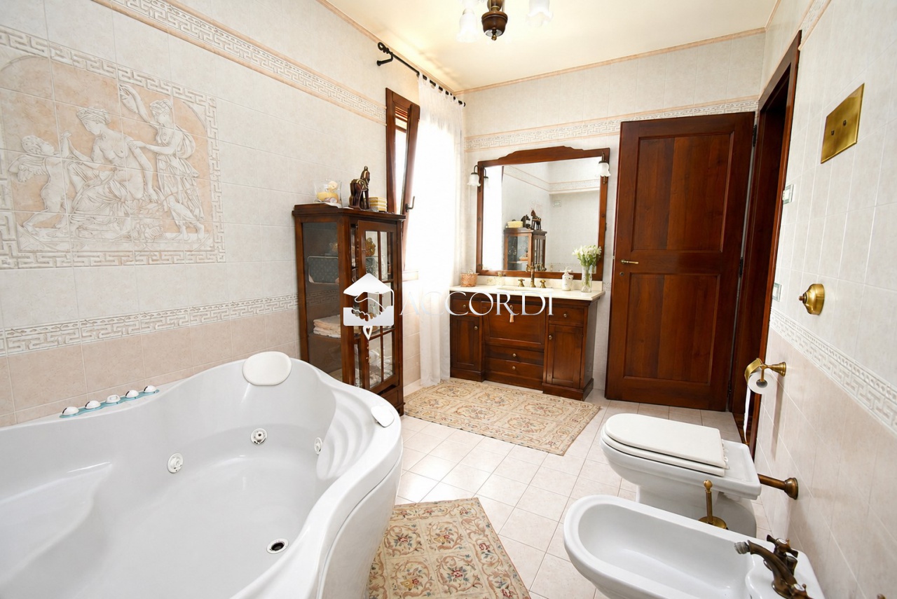 Villa con giardino a Moriago della Battaglia