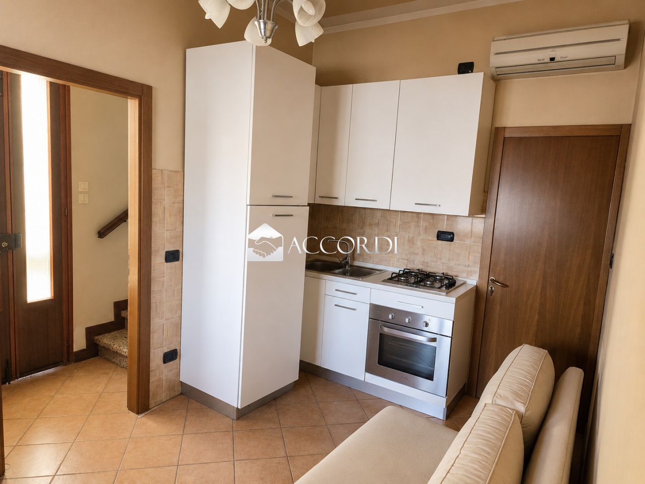 Casa indipendente con giardino a Pozzonovo