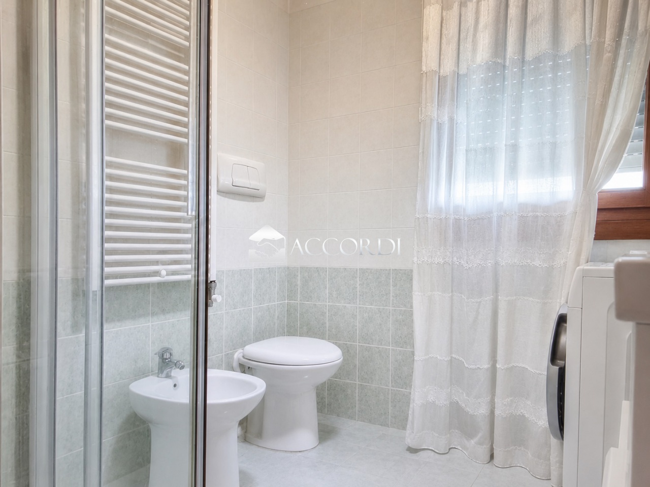 Quadrilocale con box a Selvazzano Dentro