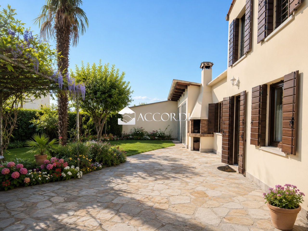 Casa indipendente con giardino a Padova