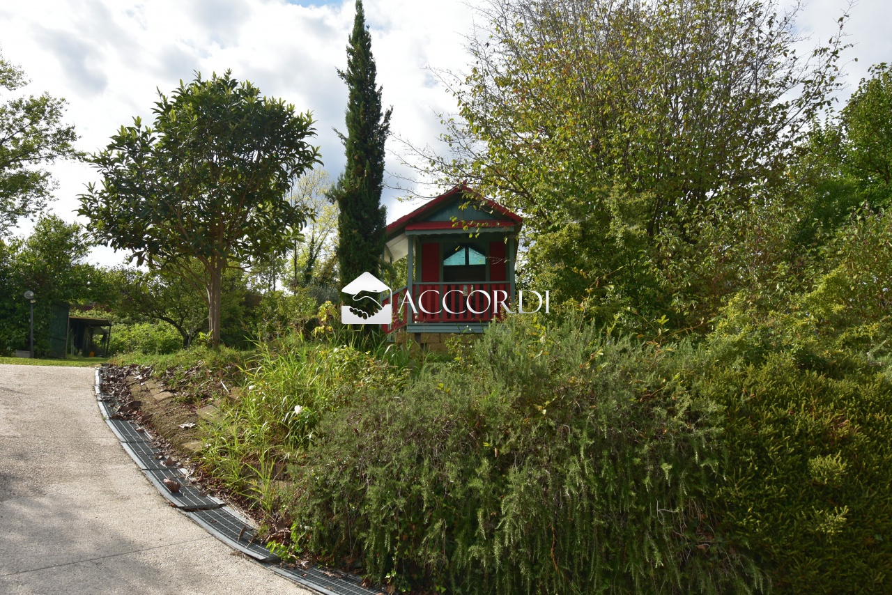 Casa indipendente in vendita a Vittorio Veneto