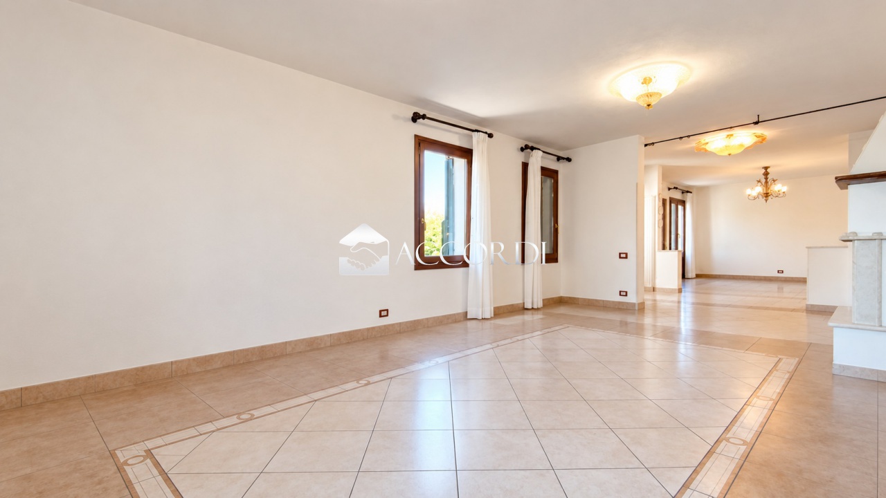 Casa indipendente con giardino a Padova
