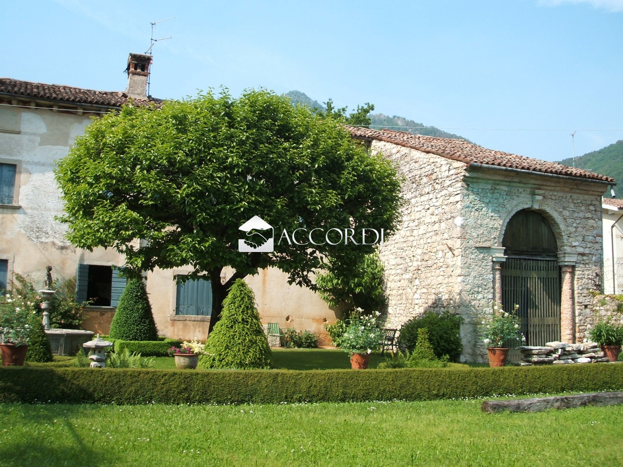 Casa indipendente da ristrutturare a Follina