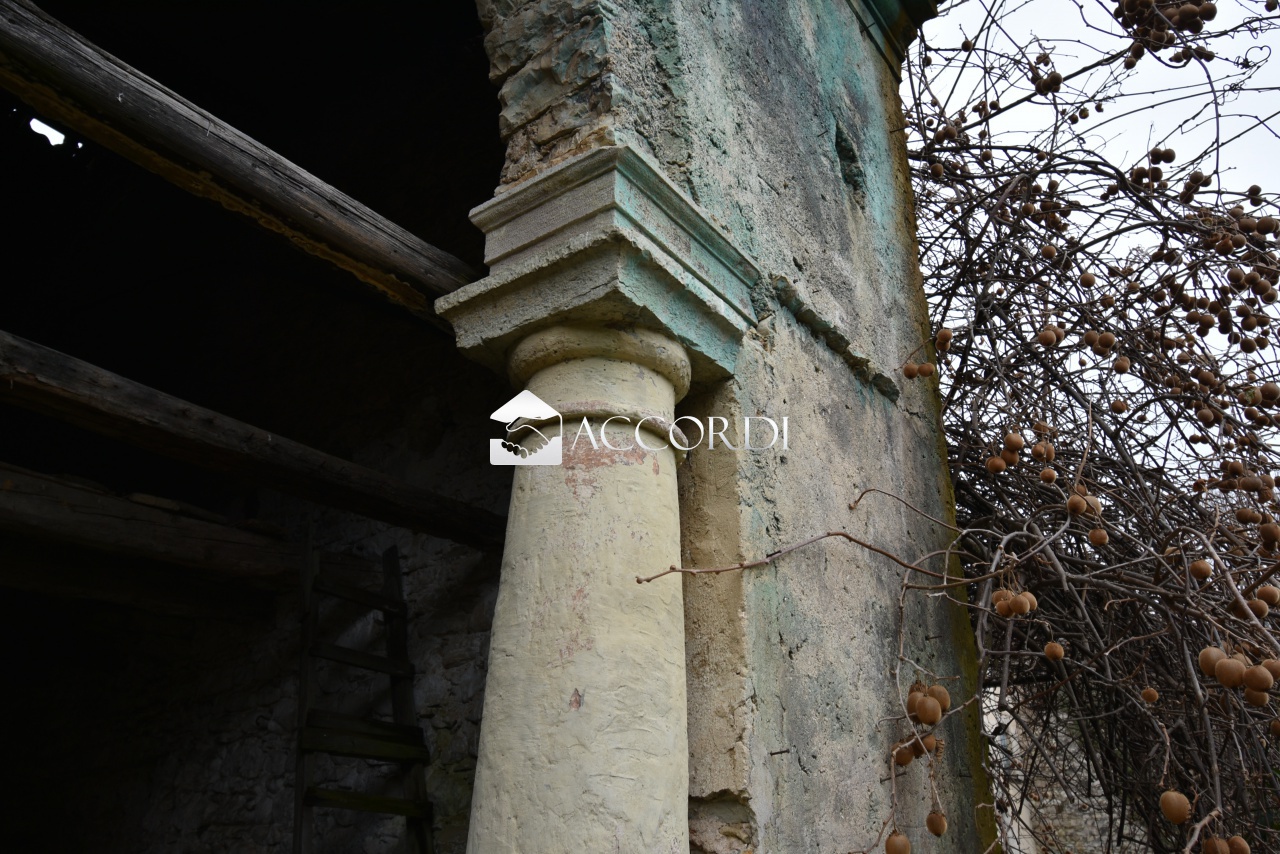 Casa indipendente da ristrutturare a Follina