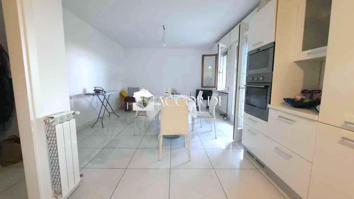 Quadrilocale con box a Abano Terme